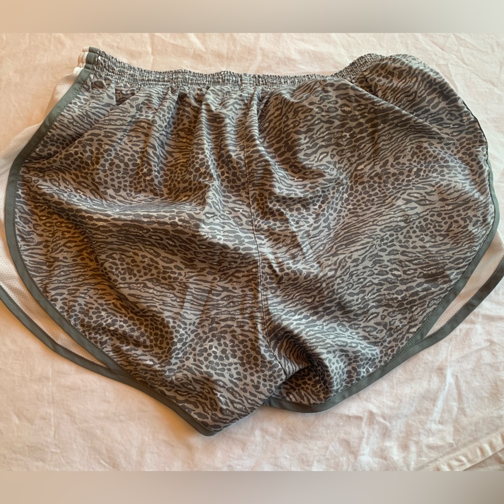 Women’s Tempo Nike Shorts Size Medium Gray and White